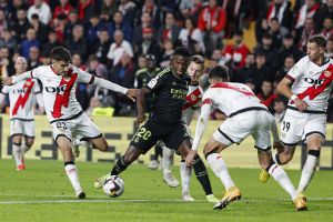 Real Madrid cai para o Rayo Vallecano e sofre primeira derrota no Espanhol