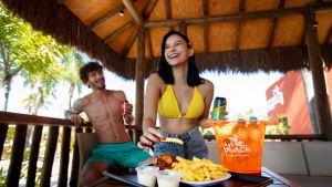 Bangalô ou cabana? Escolha o refúgio VIP no Hot Beach Olímpia