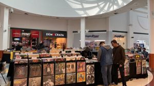 7ª Feira de Discos chega ao Shopping São Carlos com clássicos da MPB, raridades e promoções