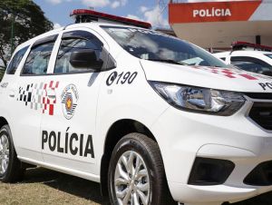 Pedestre é assaltado na Vila Prado
