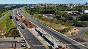 Atenção: Implantação de terceiras faixas na sp-310 - São Carlos; viaduto do Jockey Club será interditado