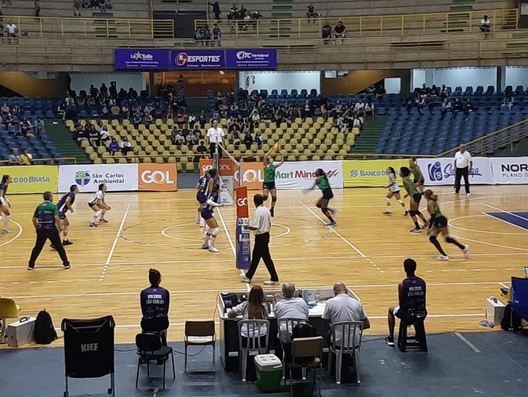 AGEE São Carlos vence em sua estreia na Superliga B Feminina