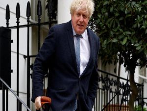 Investigação conclui que Boris Johnson mentiu ao Parlamento britânico sobre festas durante pandemia