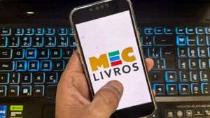 MEC Livros oferece mais 7,8 mil obras em inglês e espanhol