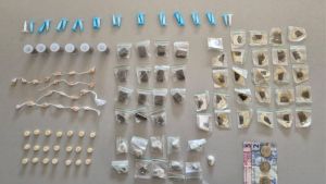 Drogas são encontradas após fuga de suspeitos no Jardim Cruzado, em Ibaté