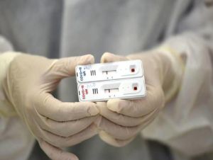 China registra maior número de novas infecções por covid-19 em seis meses