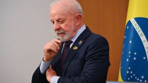 Sem citar Trump, Lula quer doutrina para que 'outro presidente' não ouse falar grosso com País