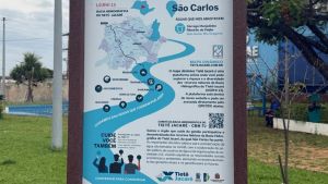 Saae recebe totem educativo do comitê da bacia hidrográfica do Tietê-Jacaré