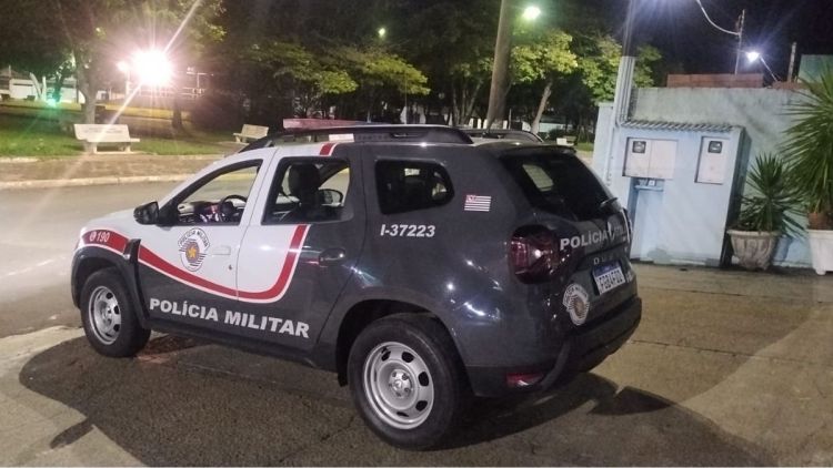 PM recupera motocicleta furtada e prende suspeito em flagrante em Brotas