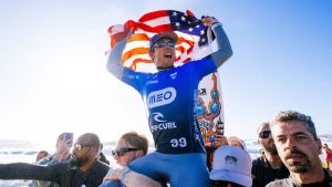 Gabriel Medina perde para Griffin Colapinto em Portugal e adia fim de jejum na WSL