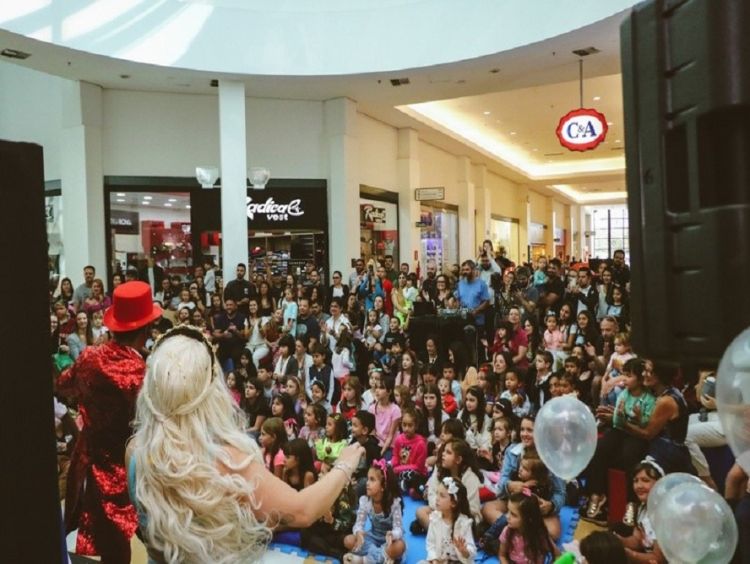 Shopping Iguatemi São Carlos recebe espetáculo “Chapeuzinho Amarelo” inspirado na obra de Chico Buarque