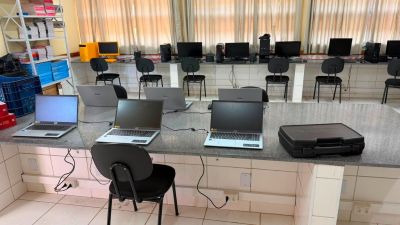 Fesc revitaliza laboratório de informática da Emeb Ulysses Picolo