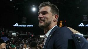 NBA: Tiago Splitter, do Portland, é 1º técnico brasileiro nos playoffs