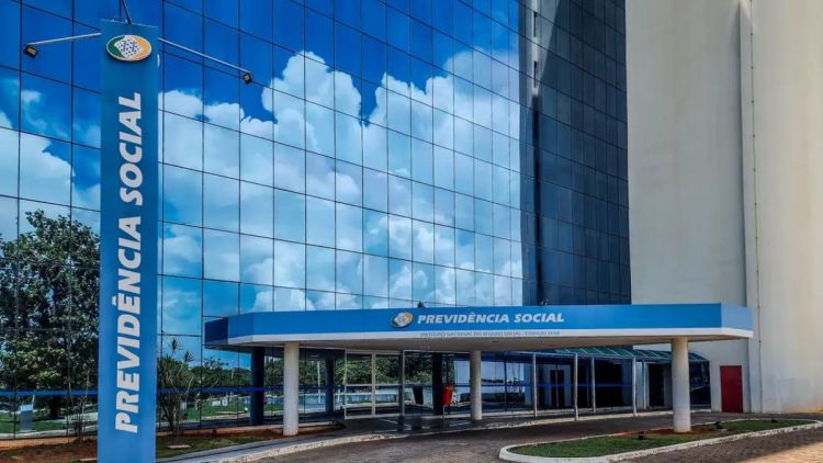 Vazamento de dados no INSS expõe 2,8 milhões de CPFs; 98% de falecidos