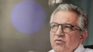 OMS reconhece o fim da transmissão do HIV de mãe para filho no país