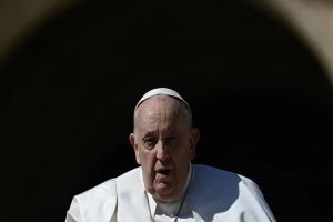 Papa Francisco: velório aberto começa hoje e funeral será no sábado