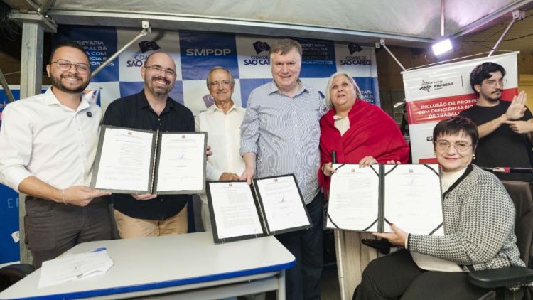 São Carlos celebra 10 anos da Secretaria da Pessoa com Deficiência e anuncia novas parcerias