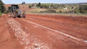 Prefeitura recupera estrada rural que dá acesso ao Santuário da Babilônia