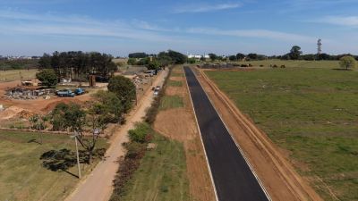 Pavimentação da ligação entre Jockey Clube e Embaré prossegue em São Carlos