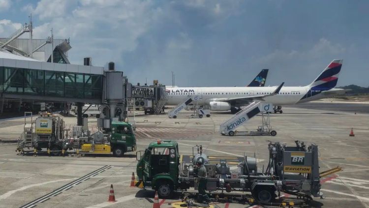 Petrobras reajusta preço médio do querosene de aviação em 11,76%