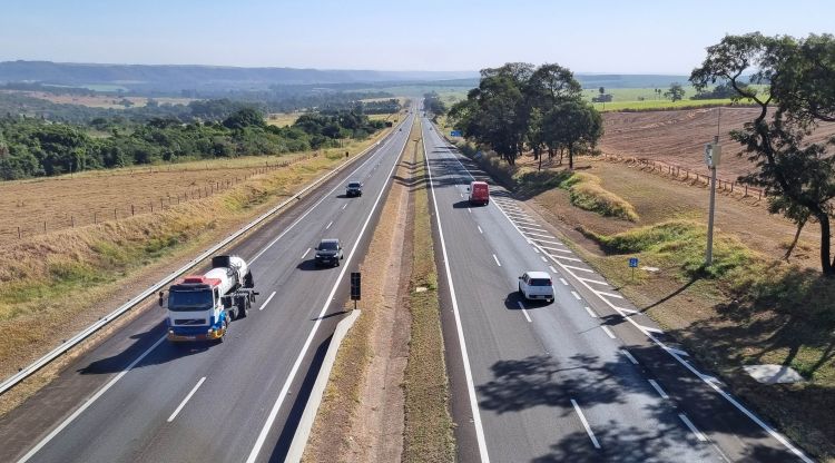 Carnaval deve levar 1,2 milhão de veículos às rodovias da Eixo SP