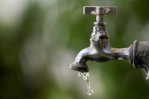 Sextou sem água na região do Santa Felícia e Vila Nery