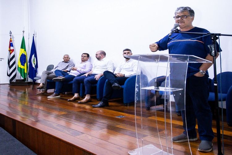 Prefeito Netto Donato anuncia mudanças estratégicas no governo