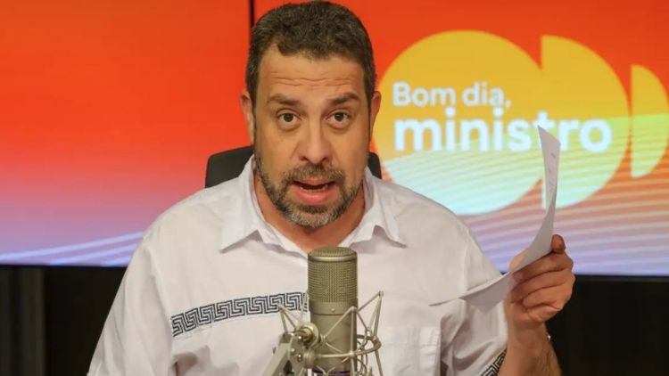Fim da escala 6x1 deve aumentar produtividade, diz Boulos