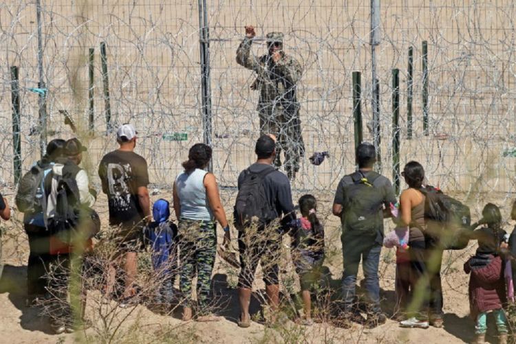 Suprema Corte dos EUA bloqueia lei do Texas que permite detenção de migrantes
