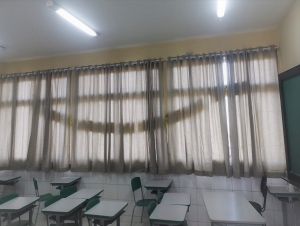 Educação instala cortinas em escolas da rede municipal de ensino