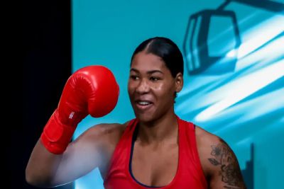 Viviane Pereira vence luta de estreia no último Pré-Olímpico de Boxe