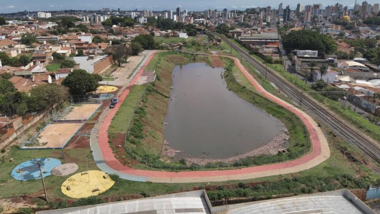 Piscinões respondem às fortes chuvas e evitam inundações em São Carlos