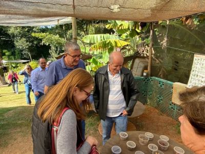 Fesc comemora dia mundial do meio ambiente com visita ao sítio São João