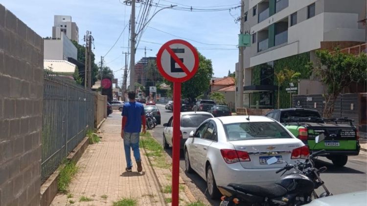 Estacionamento na XV de Novembro será proibido no trecho entre Rui Barbosa e Major Manoel Antônio de Matos