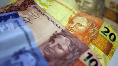 Prévia da inflação de fevereiro atinge 0,84%, diz IBGE