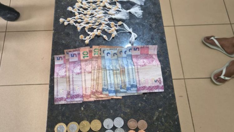 Abordagem em área conhecida pelo tráfico termina com prisão em São Carlos