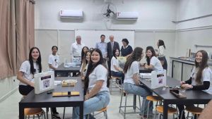 Em Descalvado - Programa “Vem Saber” inaugura Laboratório de Física na EE José Ferreira da Silva