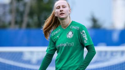 Palmeiras recebe proposta por zagueira e mira segunda maior venda do feminino no Brasil
