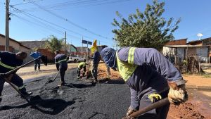 Prefeitura de Ibaté intensifica operação tapa-buracos com mais de 20 toneladas de massa asfáltica