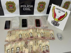 Polícia Civil prende dois homens que transportavam cocaína e $67,3 mil bolívares
