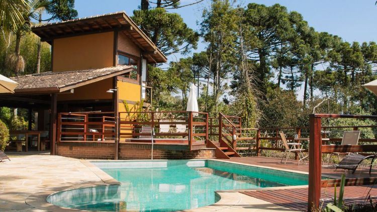 Aproveite o feriadão de Consciência Negra para descansar e namorar em meio às montanhas da Serra da Mantiqueira