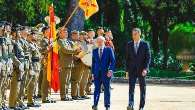 Lula alerta sobre risco de bets e big techs para famílias e democracia