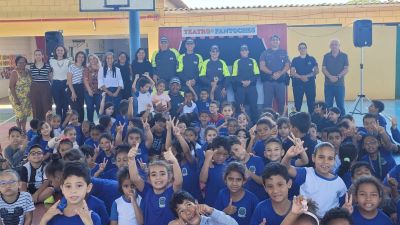 Teatro de Fantoches ensina segurança no trânsito de forma divertida às crianças de Ibaté