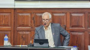 Cobranças da população, voto de confiança e combate à violência marcam discurso de Lucão Fernandes