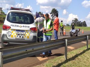 Motociclista morre após acidente na SP-255