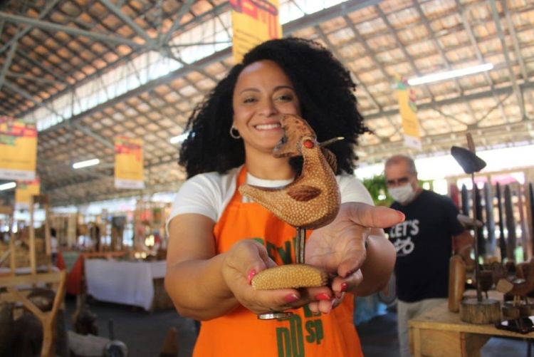 Governo de SP firma parceria com Sebrae para participantes do Revelando SP