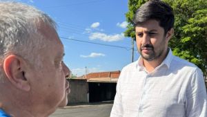 Vereador Bruno Zancheta realiza vistoria em imóveis abandonados com Diretor da Defesa Civil