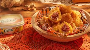 Receita de Coxinha de Cuscuz com Carne Seca
