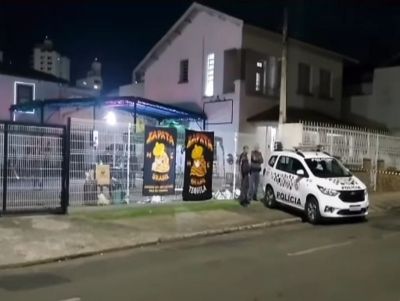 Evento acaba com 3 mortes e dois feridos no Centro de São Carlos