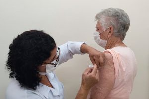 São Carlos prorroga vacinação contra a gripe por mais 15 dias